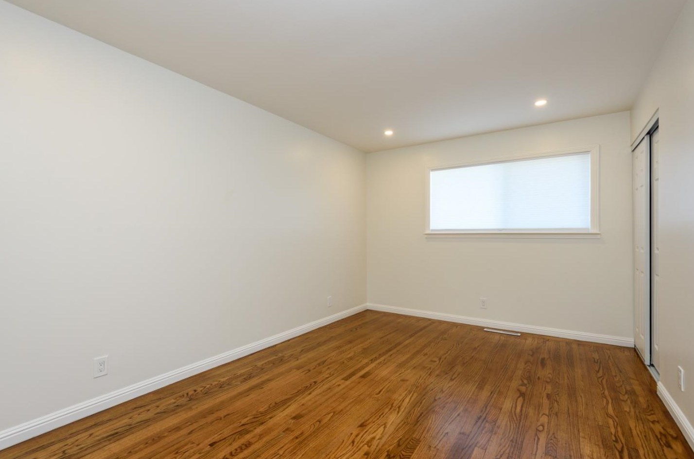 1089 Annapolis Dr, San Mateo CA  94403-1501 exterior