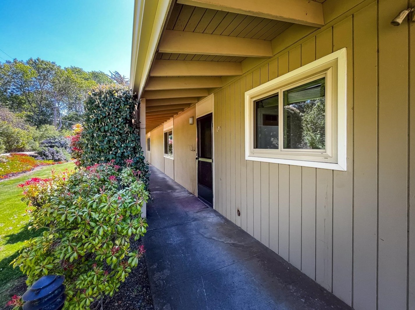 129 Hacienda Carmel, Carmel, CA 93923