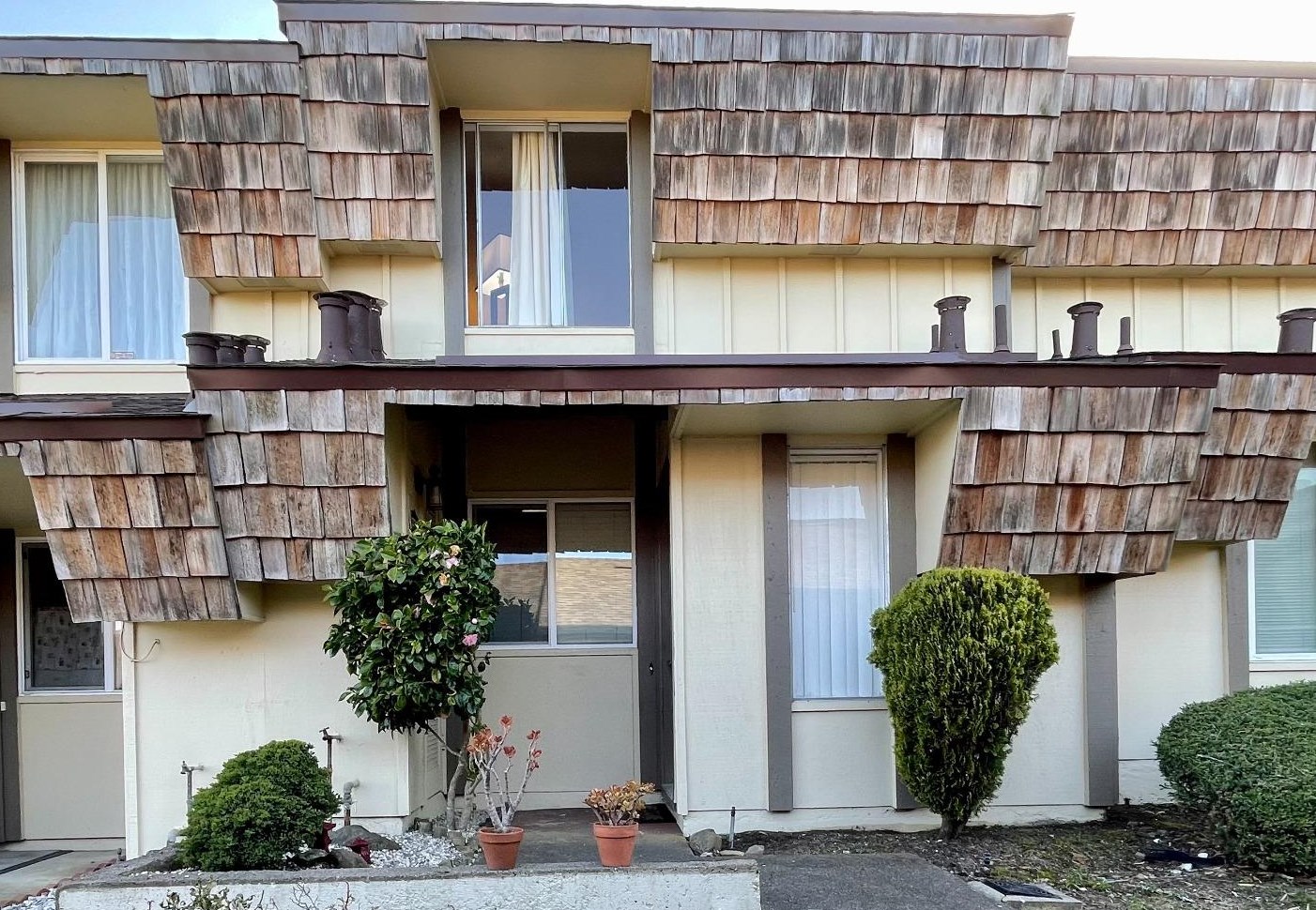 3713 Carter Dr, South San Francisco, CA 94080