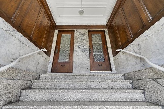 241-243 4th Ave, San Francisco, CA 94118