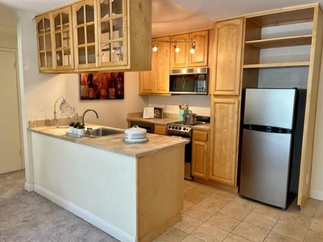 121 Piccadilly Pl D, San Bruno, CA 94066