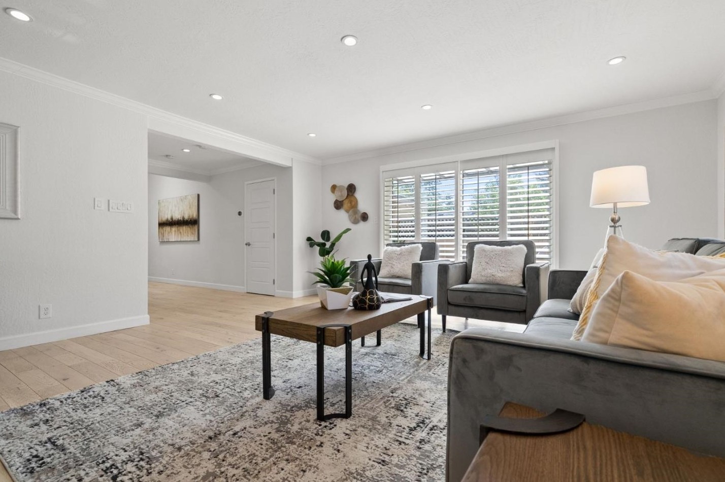 1313 Hoover St, Menlo Park, CA 94025-4233