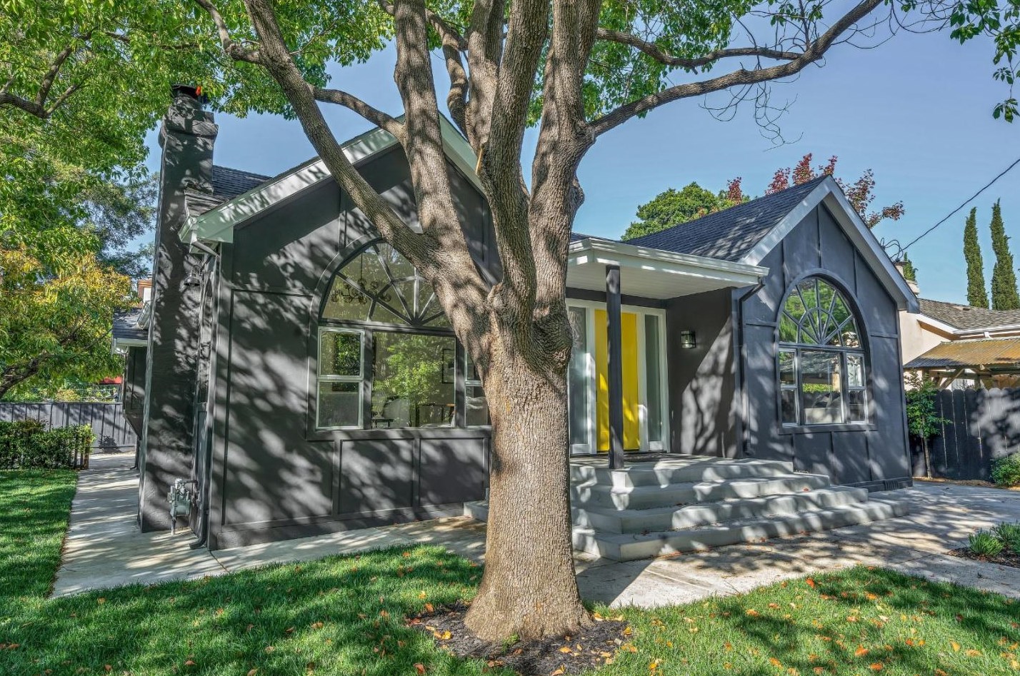 32 Markham Ave, Redwood City, CA 94063
