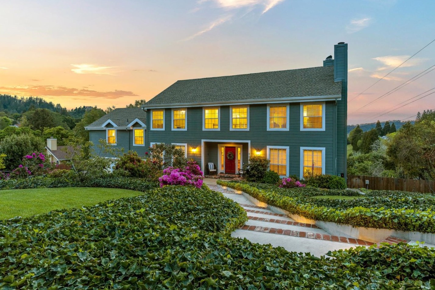 108 Kirkorian Ct, Santa Cruz, CA 95066