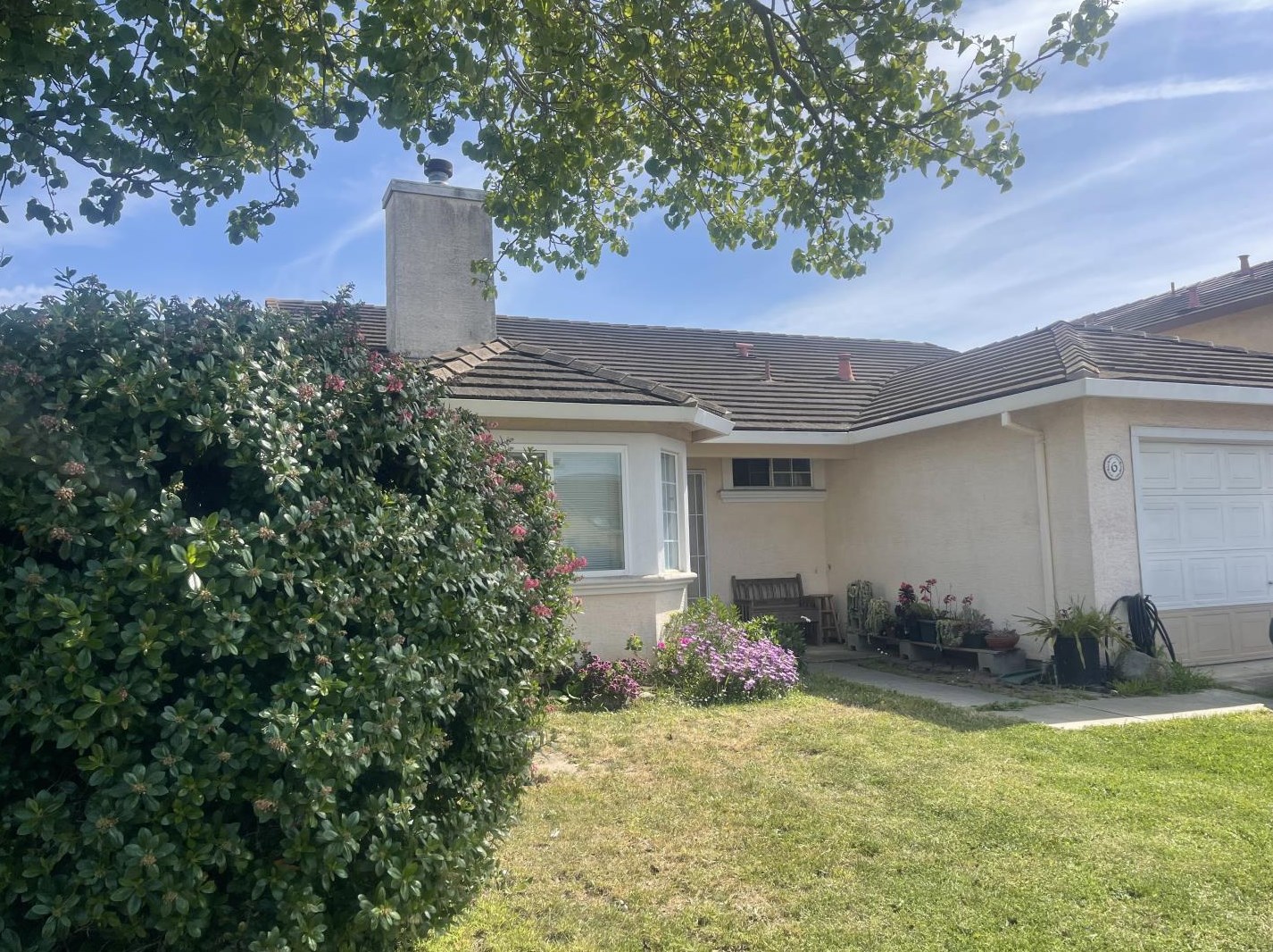 6 Vera Cruz Cir, Salinas, CA 93905-4069