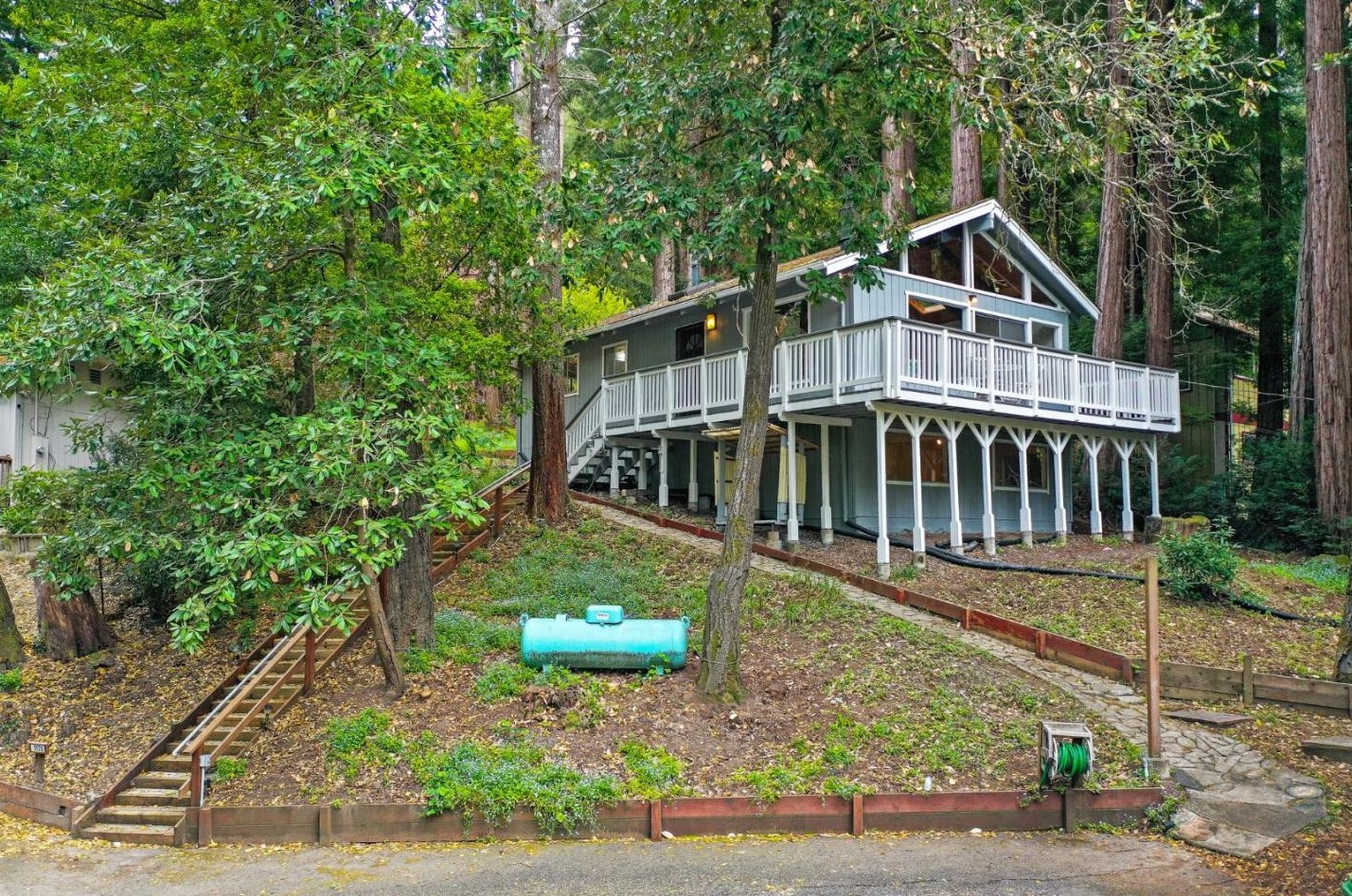 1173 Lakeside Dr, Felton, CA 95018