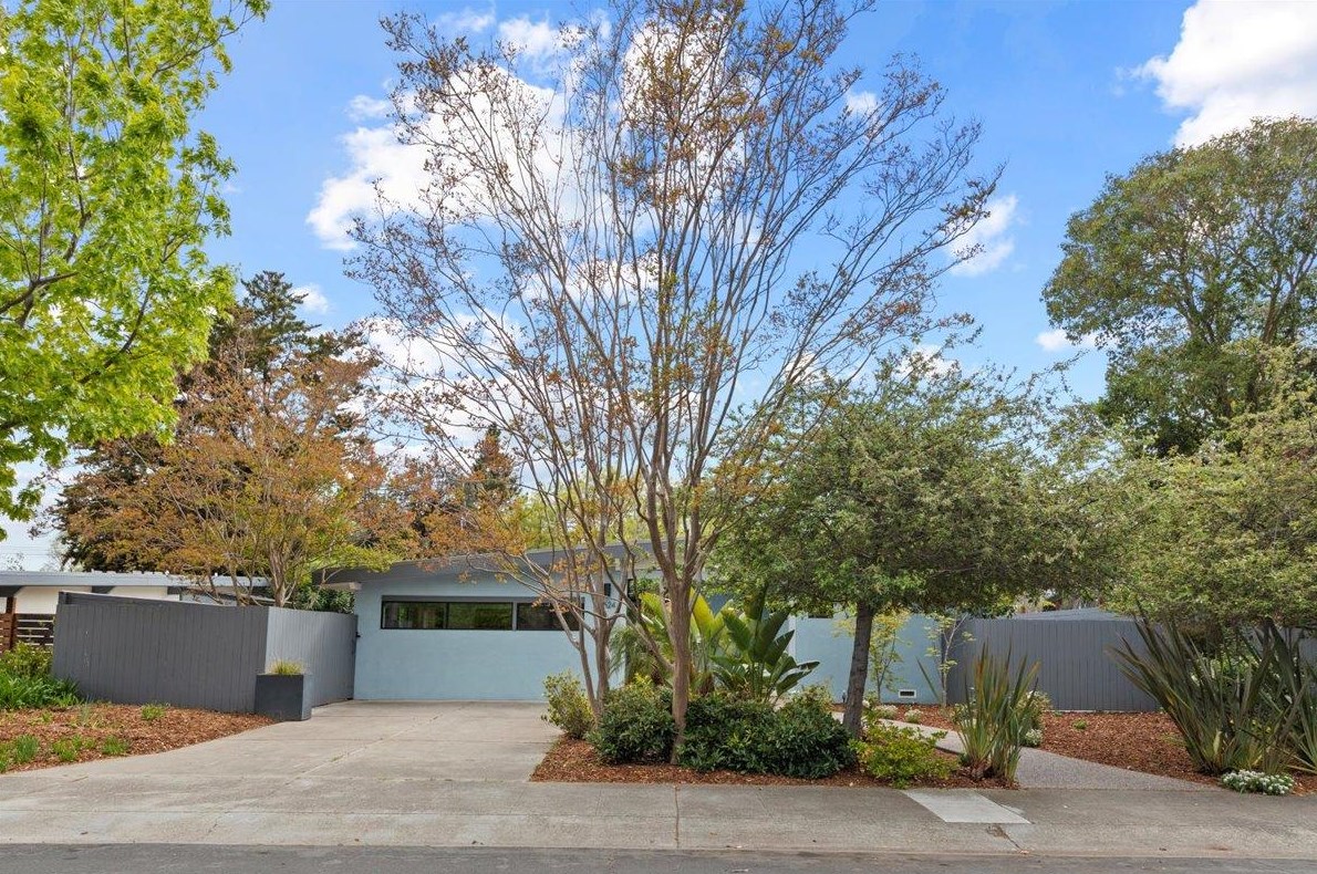 3624 Evergreen Dr, Palo Alto, CA 94303
