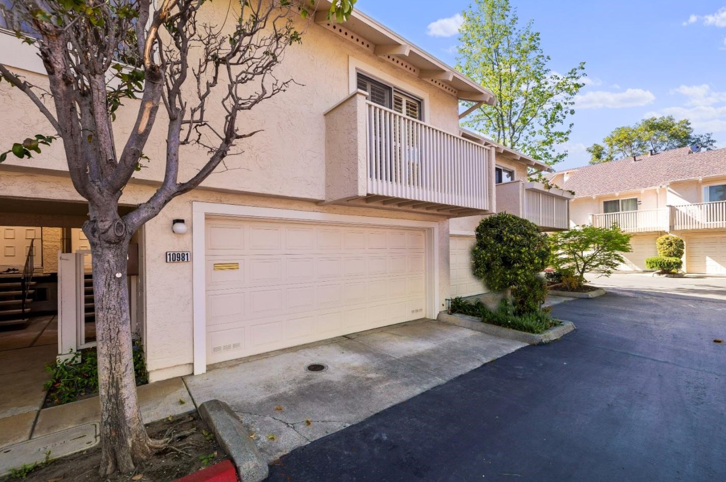 10981 Northsky Square, Cupertino, CA 95014