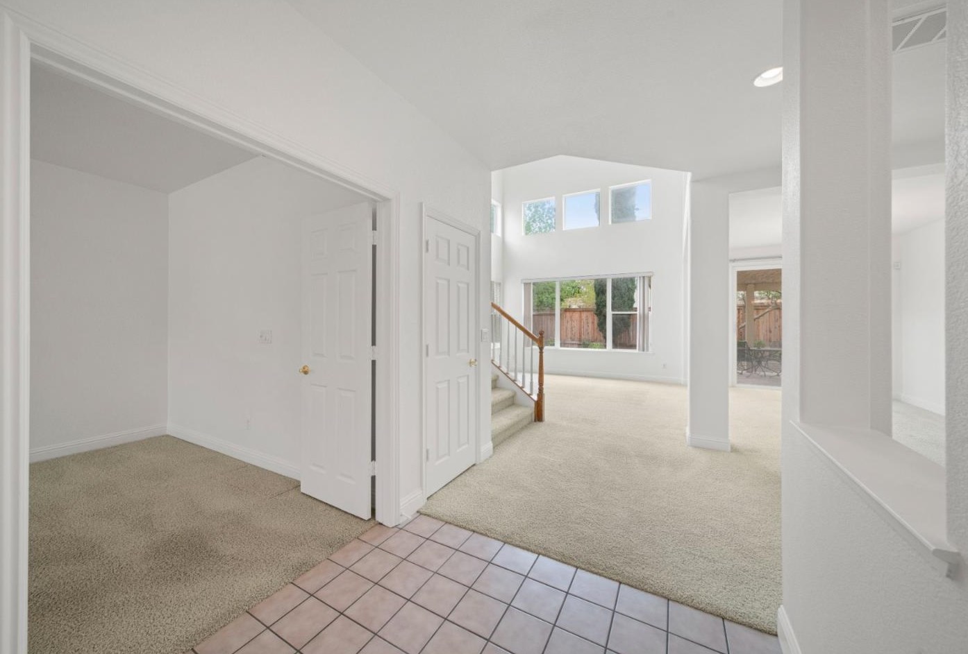 2292 Anton Way, Sacramento, CA 95835-1373