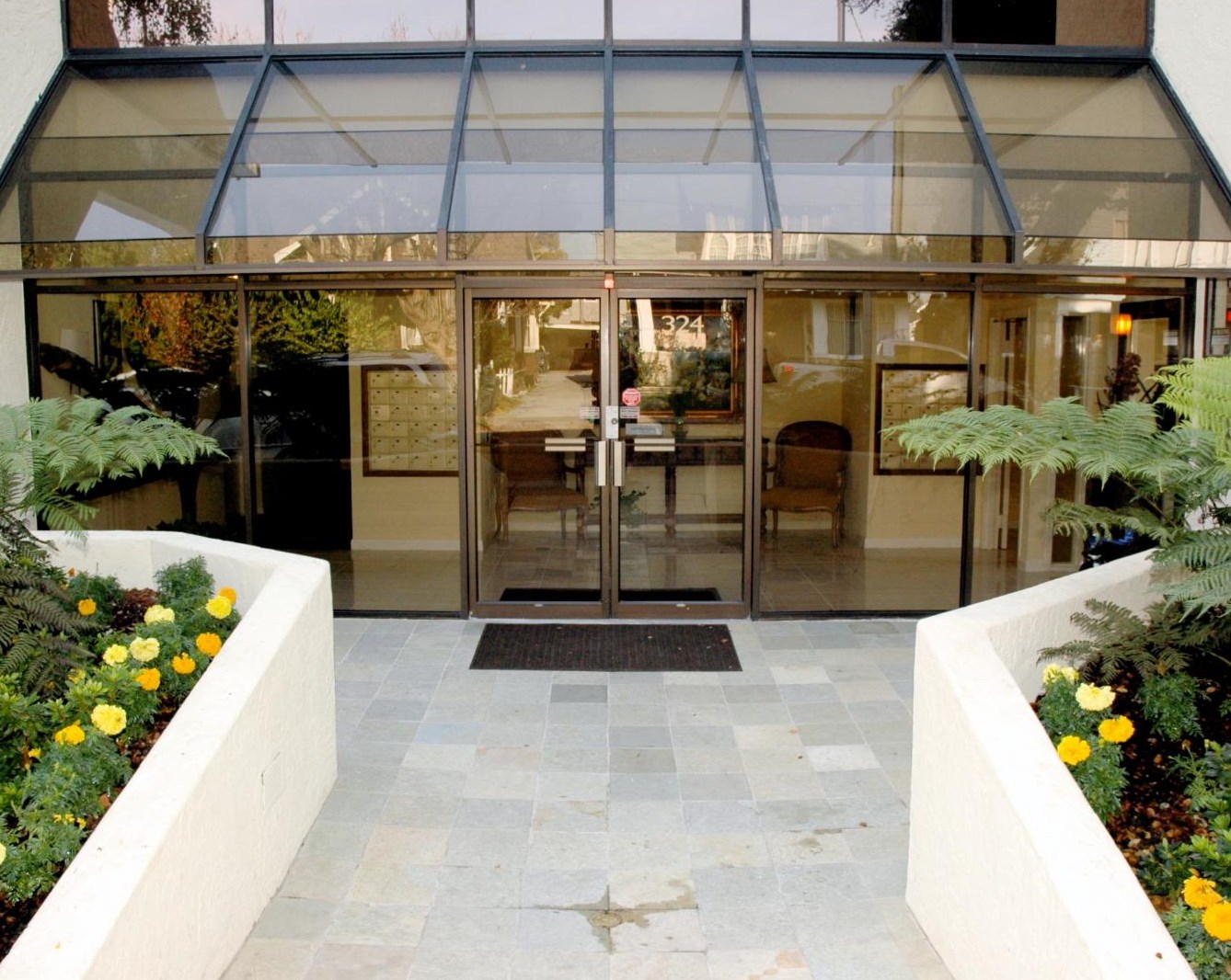 324 Catalpa St 301, San Mateo, CA 94401