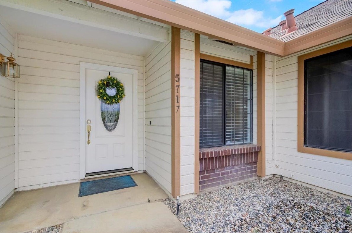5717 Spring Creek Way, Elk Grove, CA 95758