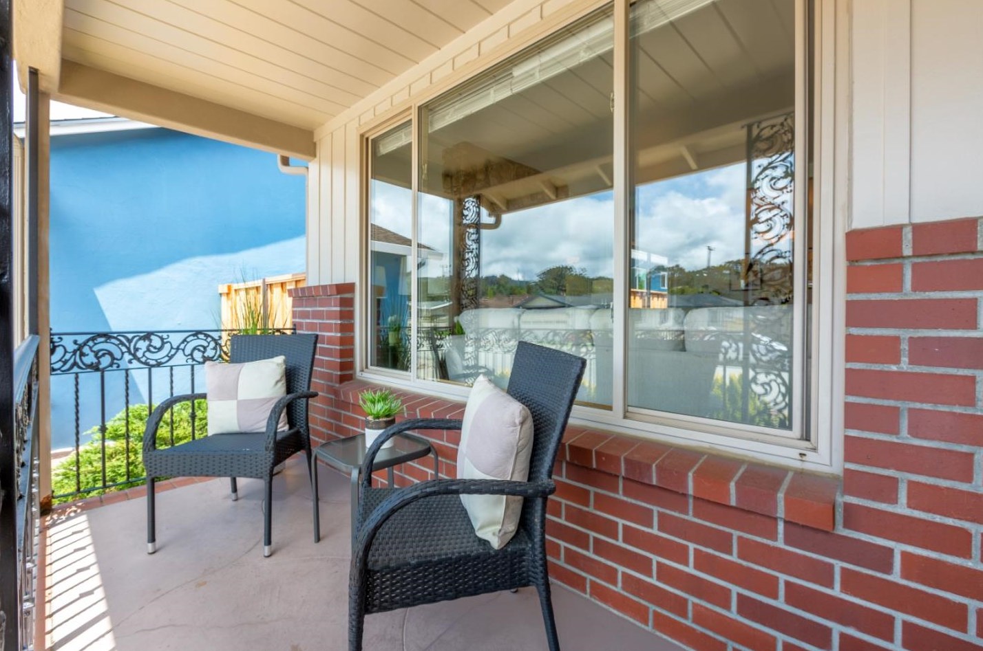 2490 Lexington Way, San Bruno, CA 94066