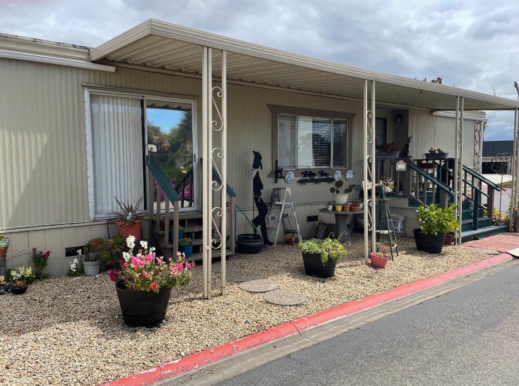 255 E Bolivar St 147, Salinas, CA 93906