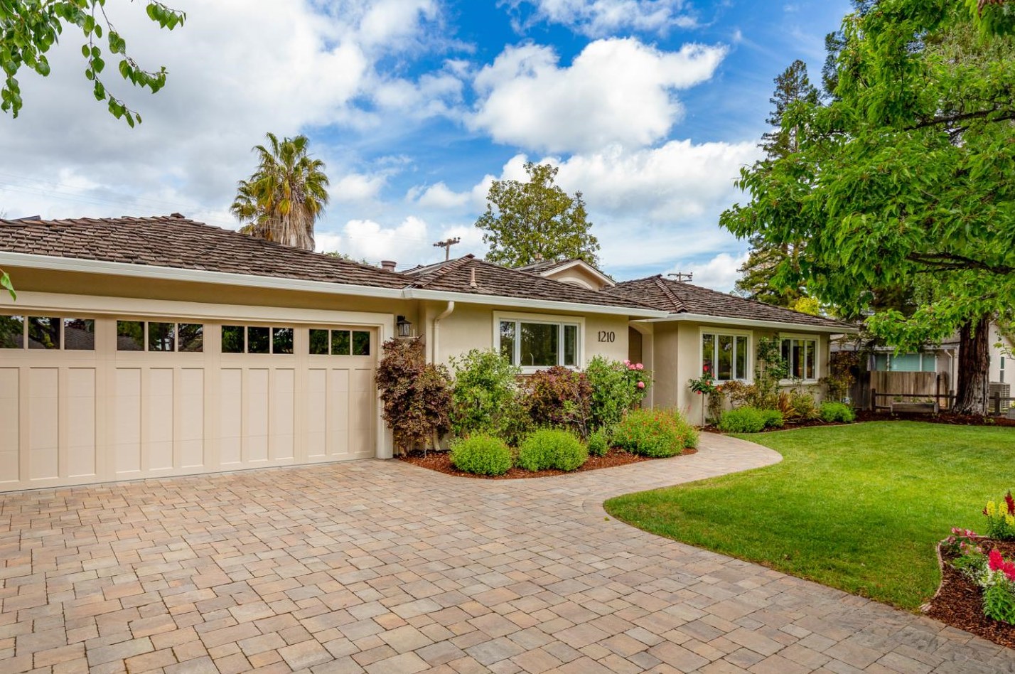 1210 Montclaire Way, Los Altos, CA 94024