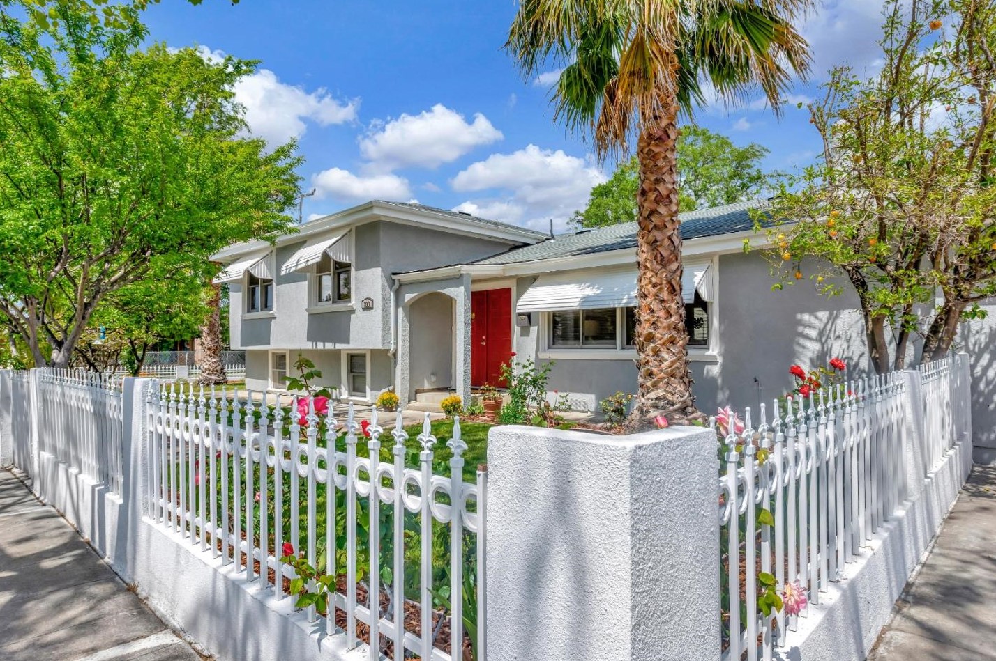 200 Hamilton Ave, Menlo Park, CA 94025-1204
