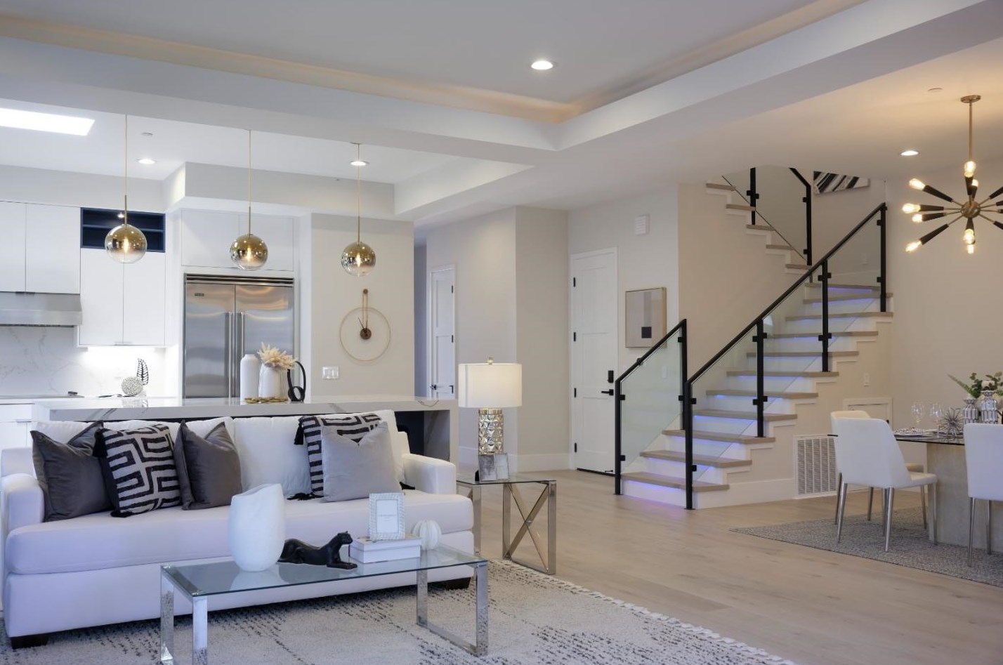 10618-620 Gascoigne Dr, Cupertino CA  95014-3843 exterior