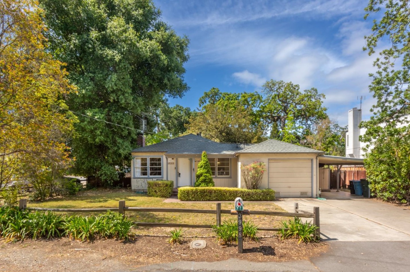 3998 La Donna Ave, Palo Alto, CA 94306