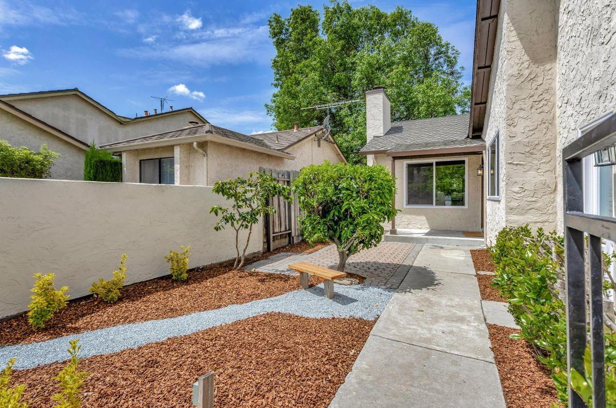 973 Courtland Ct, Milpitas, CA 95035