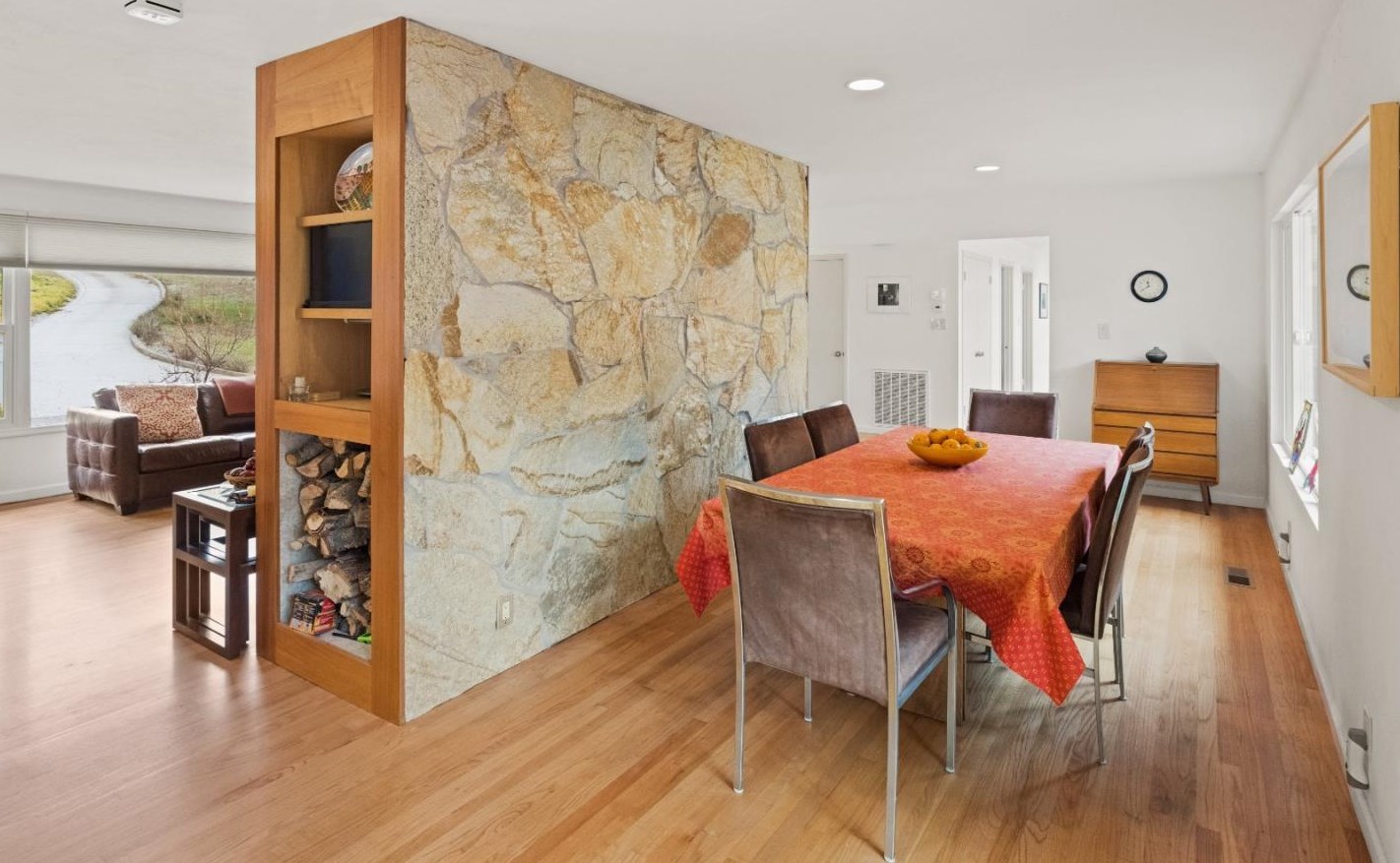 70 Corral De Tierra Rd, Salinas CA  93908-9485 exterior