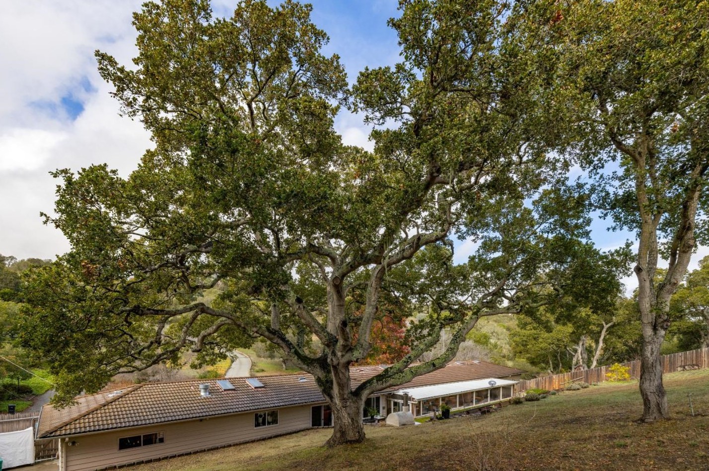 70 Corral De Tierra Rd, Salinas CA  93908-9485 exterior