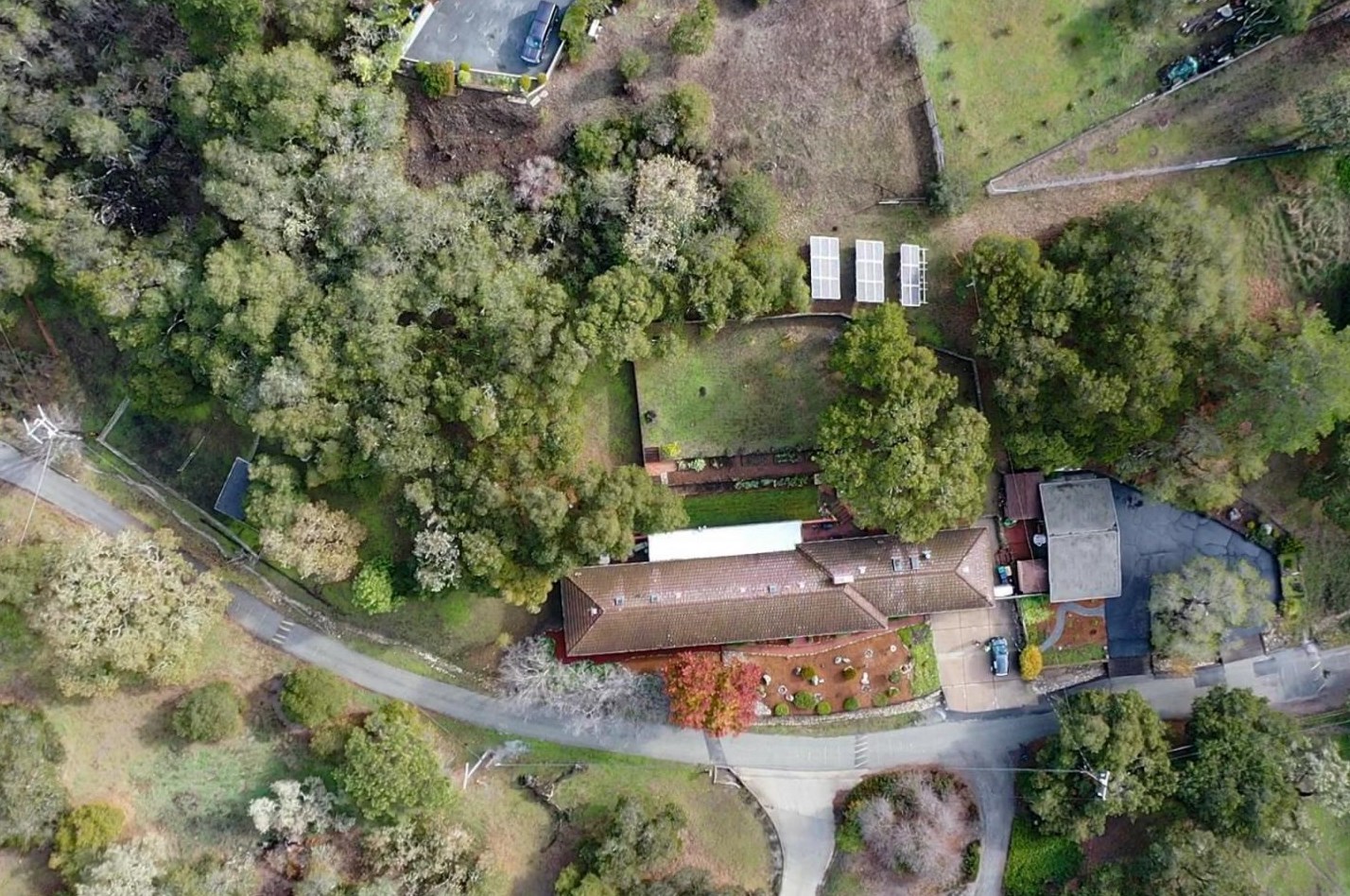 70 Corral De Tierra Rd, Salinas CA  93908-9485 exterior