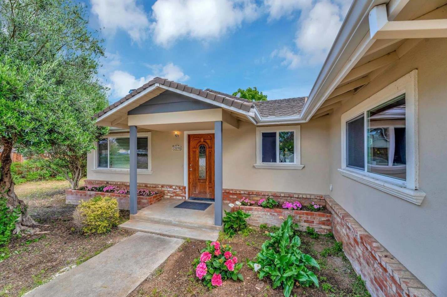 15090 Watsonville Rd, Morgan Hill, CA 95037