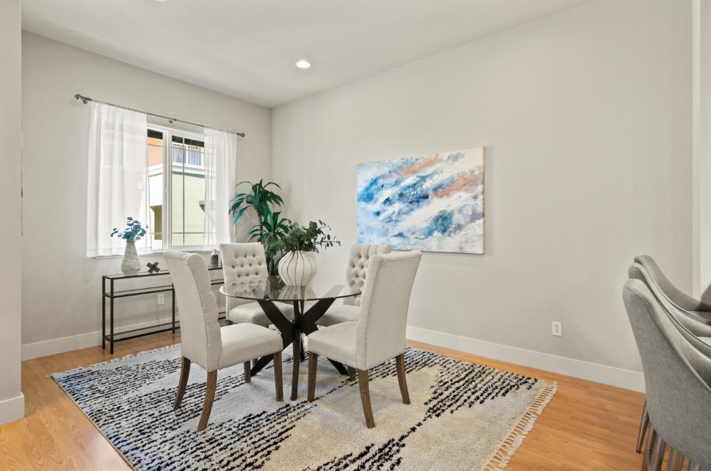 1113 Trinity Ln, Palo Alto, CA 94303