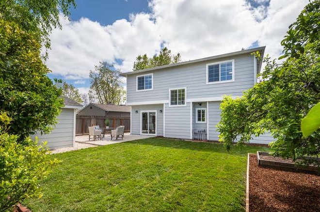 3957 Casanova Dr, San Mateo CA  94403-3651 exterior