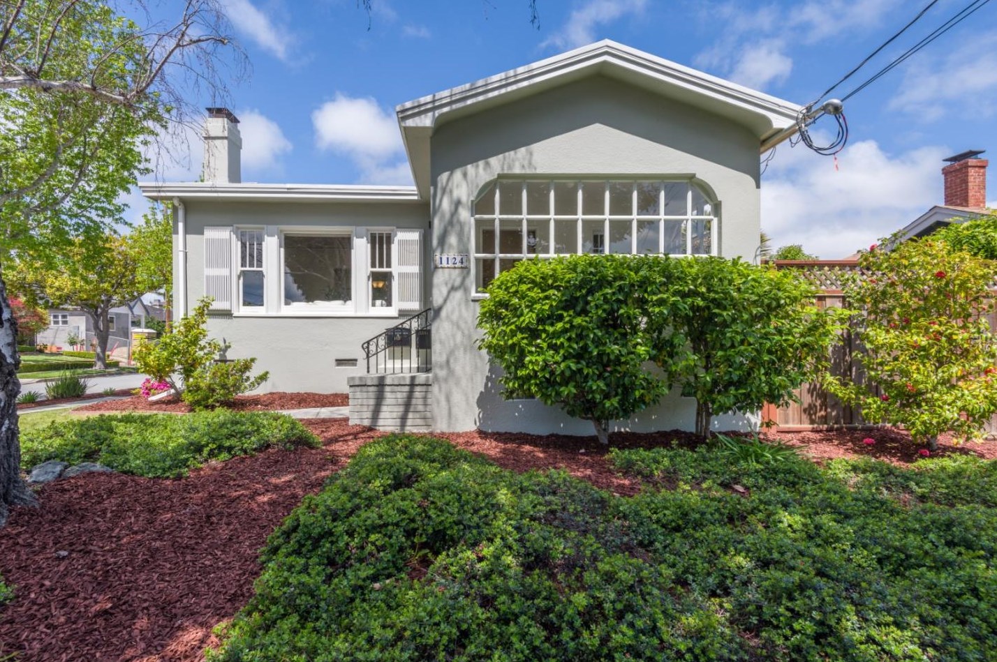 1124 Summer Ave, Burlingame, CA 94010