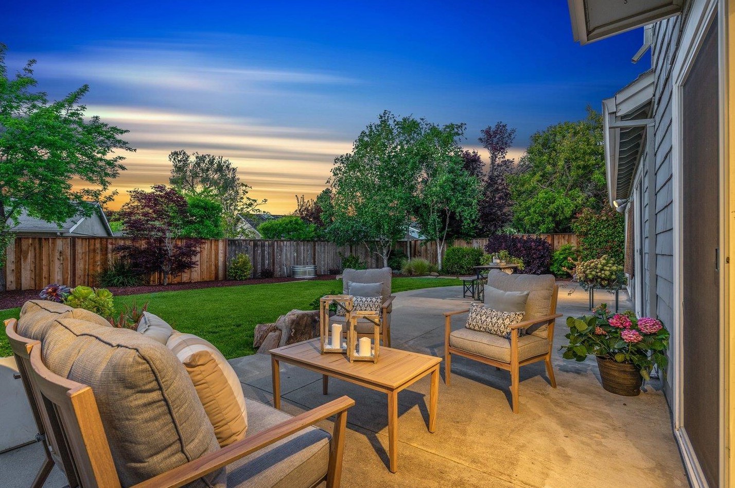 46 Port Royal Ave, San Mateo, CA 94404-3581