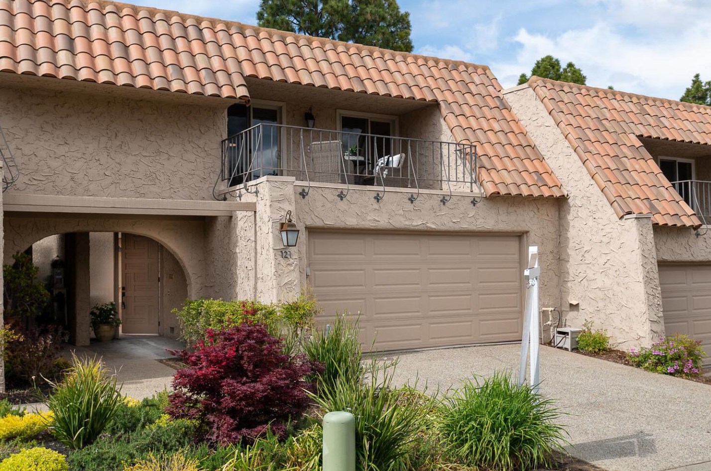 121 El Altillo, Los Gatos, CA 95032