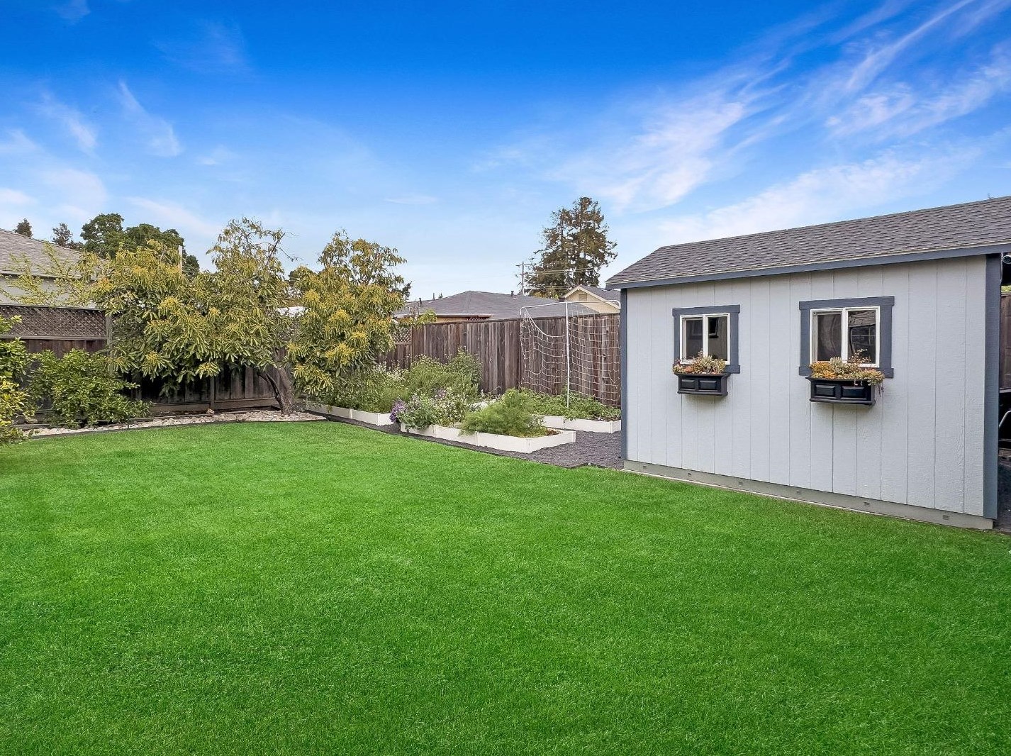 354 Delaware St, San Mateo CA  94401-3218 exterior