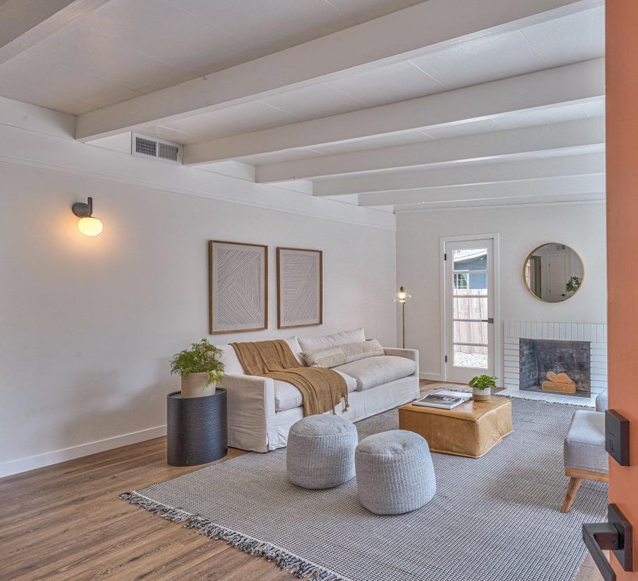 251 Via Del Pinar, Monterey CA  93940-2504 exterior