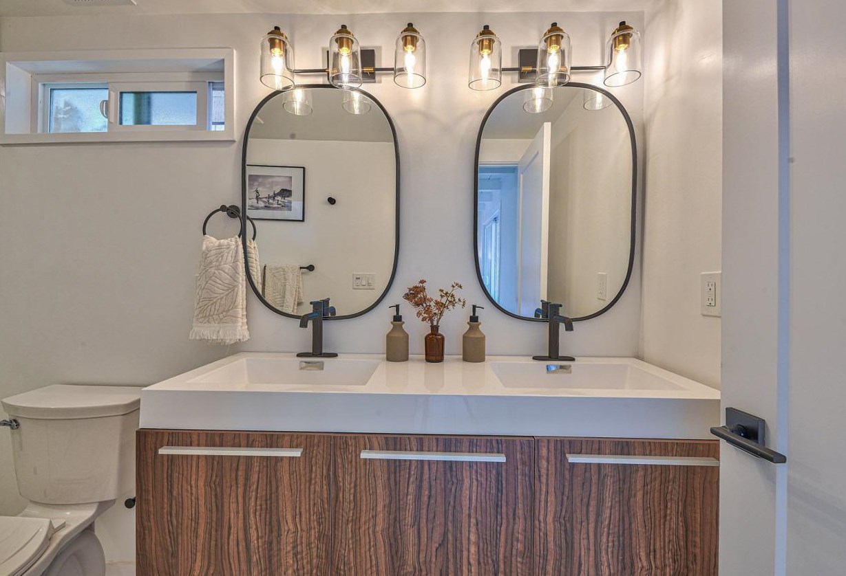 251 Via Del Pinar, Monterey CA  93940-2504 exterior
