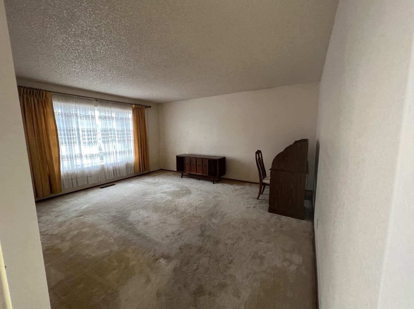 3132 Crestview Ct, Marina, CA 93933
