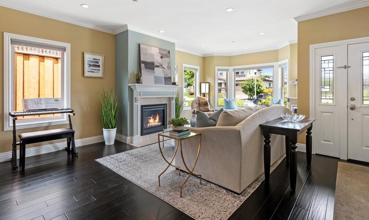 1646 Claremont Dr, San Bruno, CA 94066