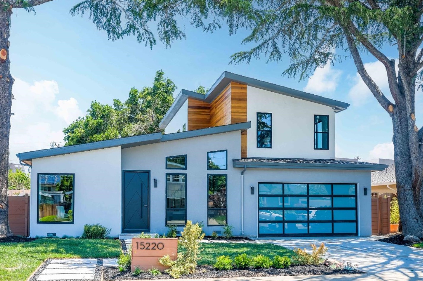 15220 Dickens Ave, San Jose, CA 95124