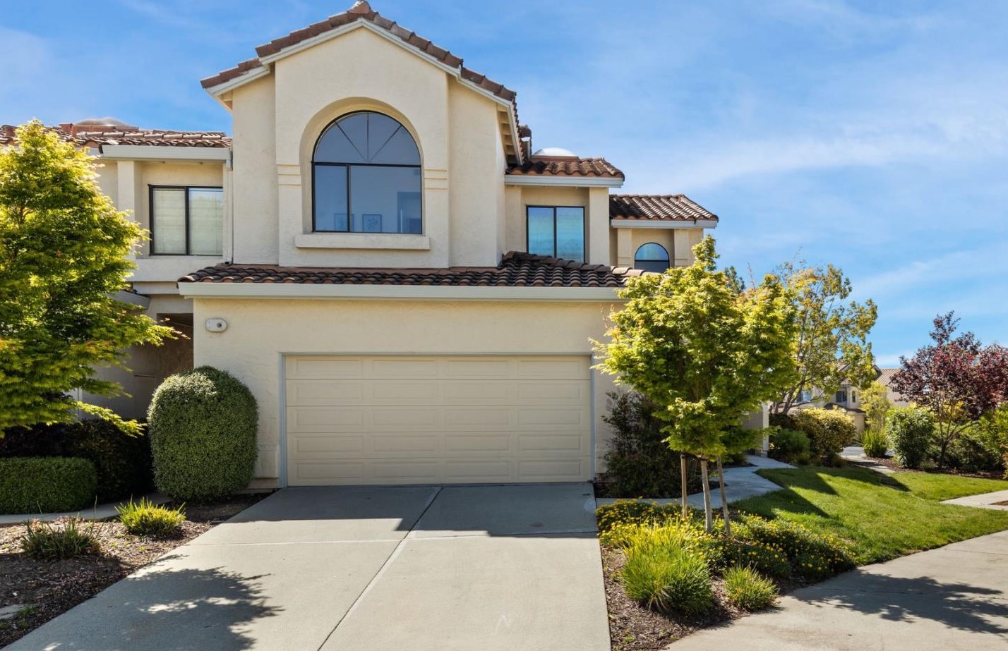 17 Iris Ln, San Carlos, CA 94070