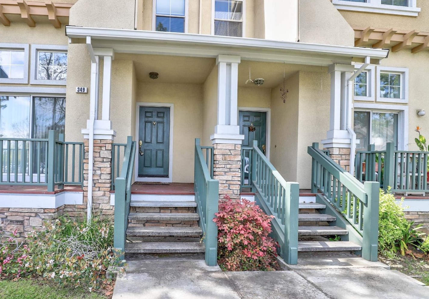 349 Whisman Station Dr, Mountain View, CA 94043