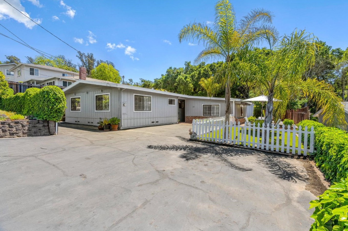 117 Apple Ln, Aptos, CA 95003-9609