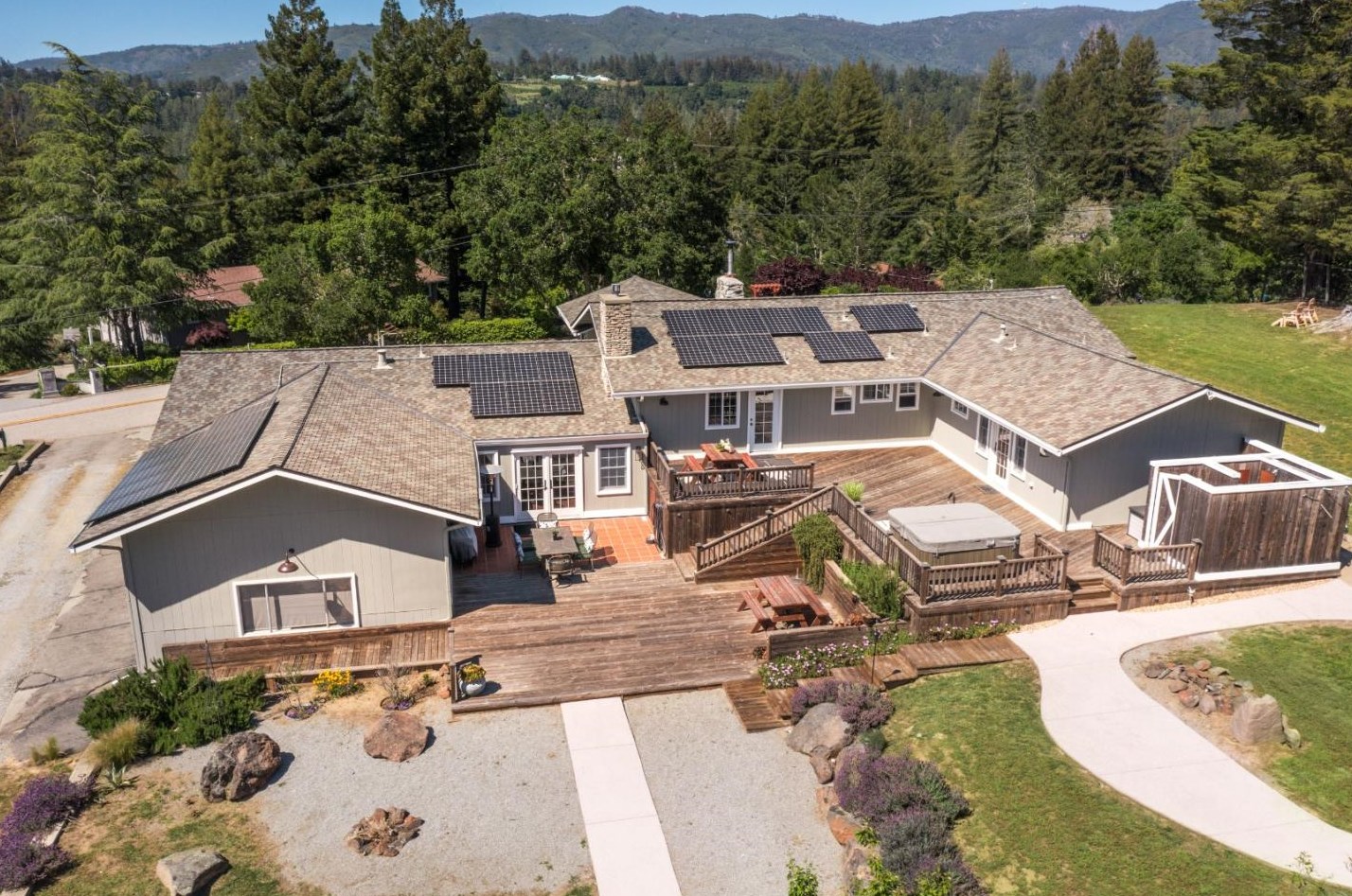 24061 Summit Woods Dr, Los Gatos, CA 95033