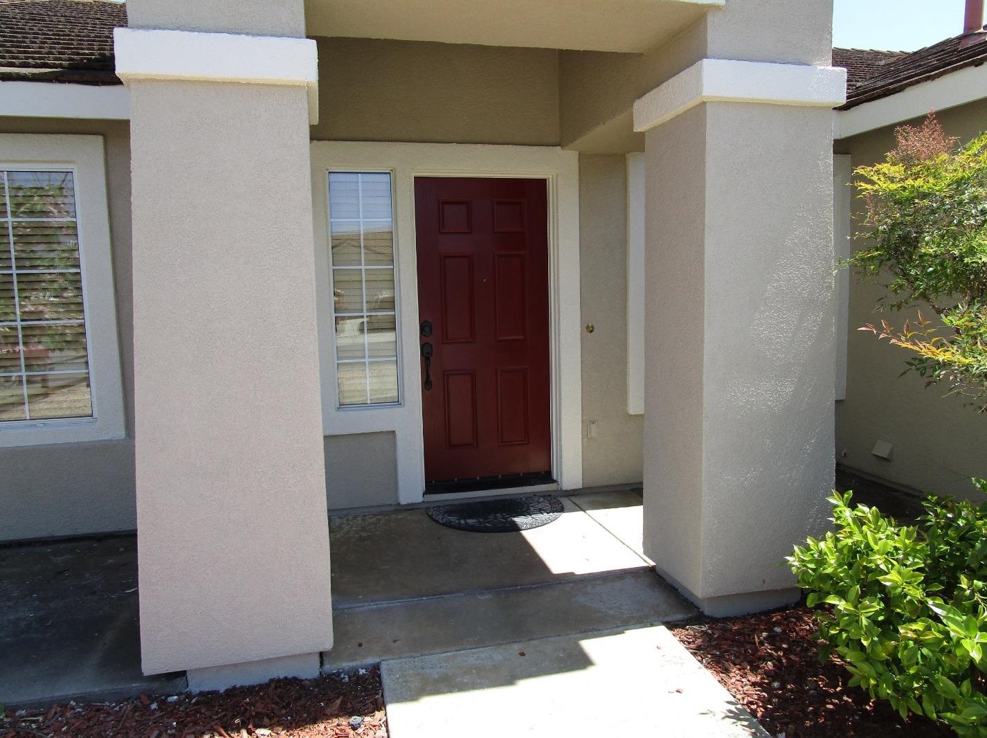 10 Saguaro Cir, Salinas, CA 93905-4608