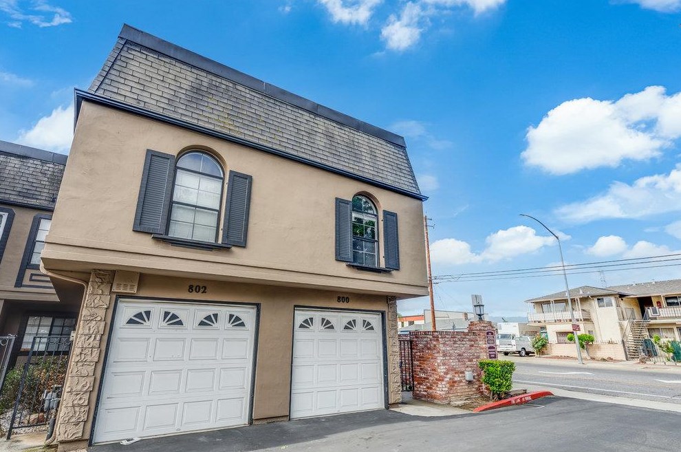 800 Rue Montagne, Campbell, CA 95008