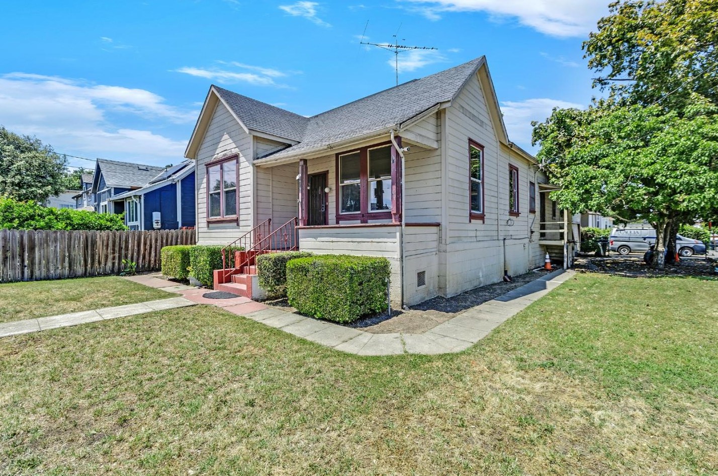 419 Tilton Ave, San Mateo, CA 94401-1927