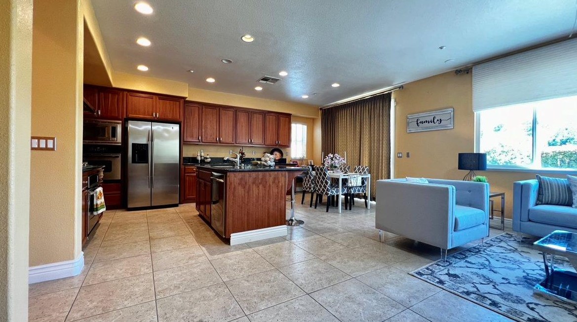 2478 Sanctuary Cir, Fairfield CA  94534-8638 exterior