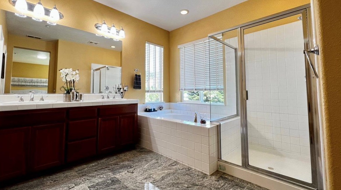 2478 Sanctuary Cir, Fairfield CA  94534-8638 exterior