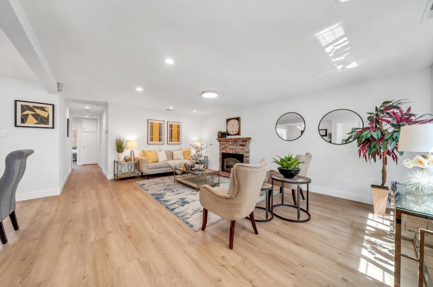 404 Hiller St, Belmont, CA 94002