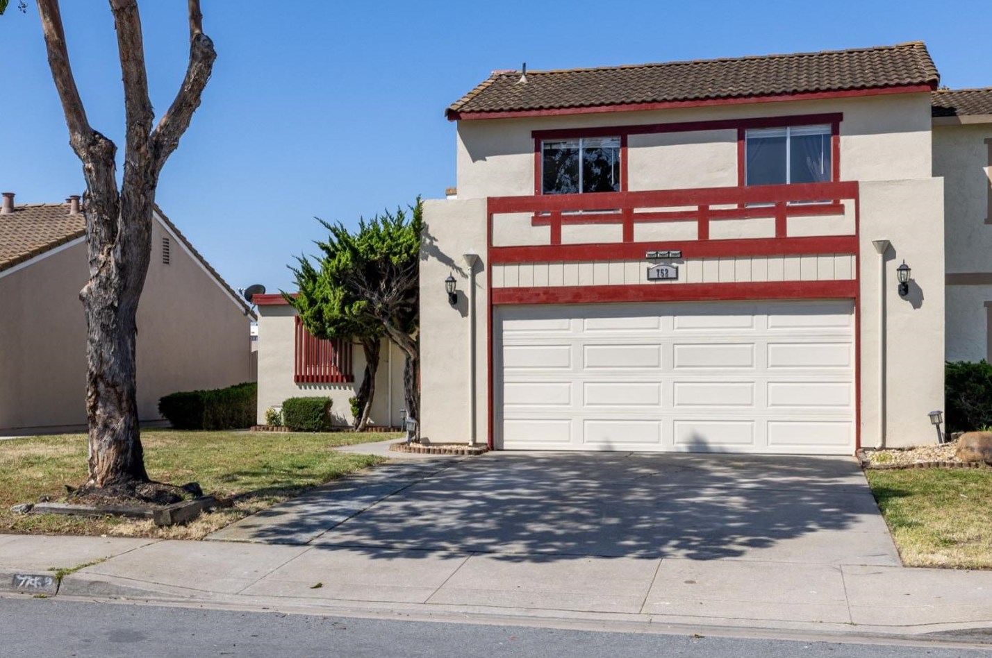 752 Alvarado Dr, Salinas, CA 93907-1902