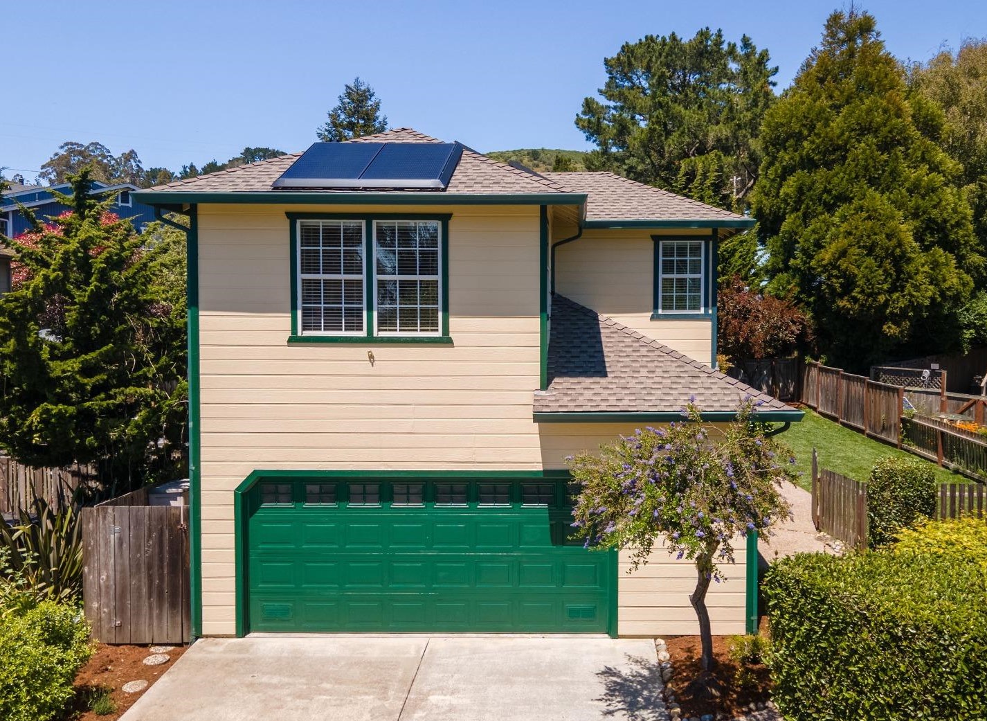 514 San Carlos Ave, El Granada, CA 94018
