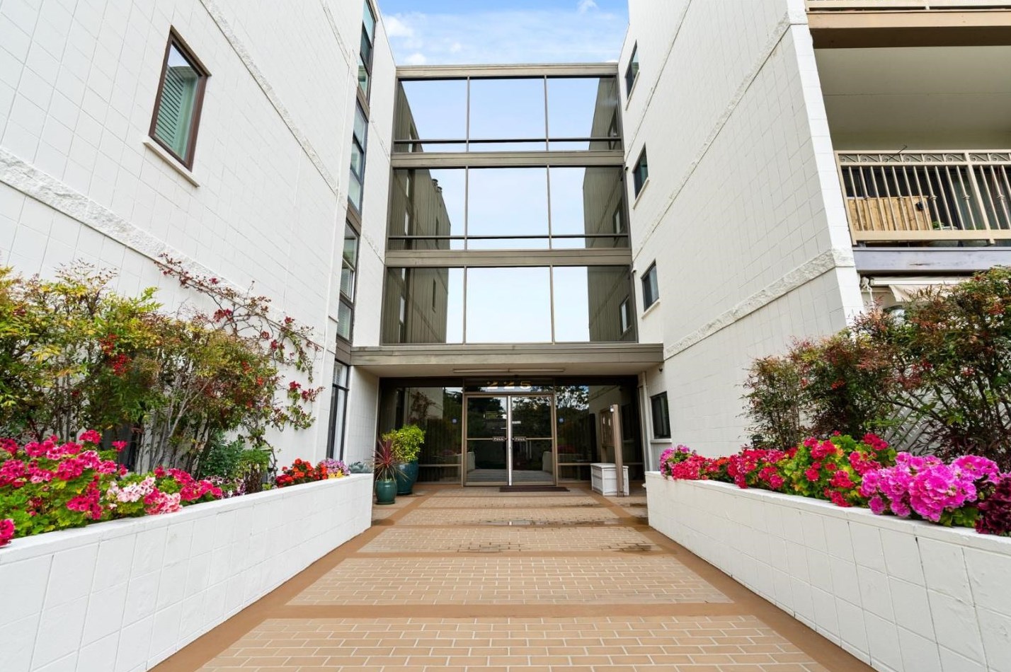 225 Virginia Ave 2b, San Mateo, CA 94402